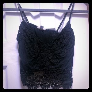 Crop top with lace bottom